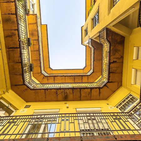 Real Apartments Lovag Budapest Exterior photo