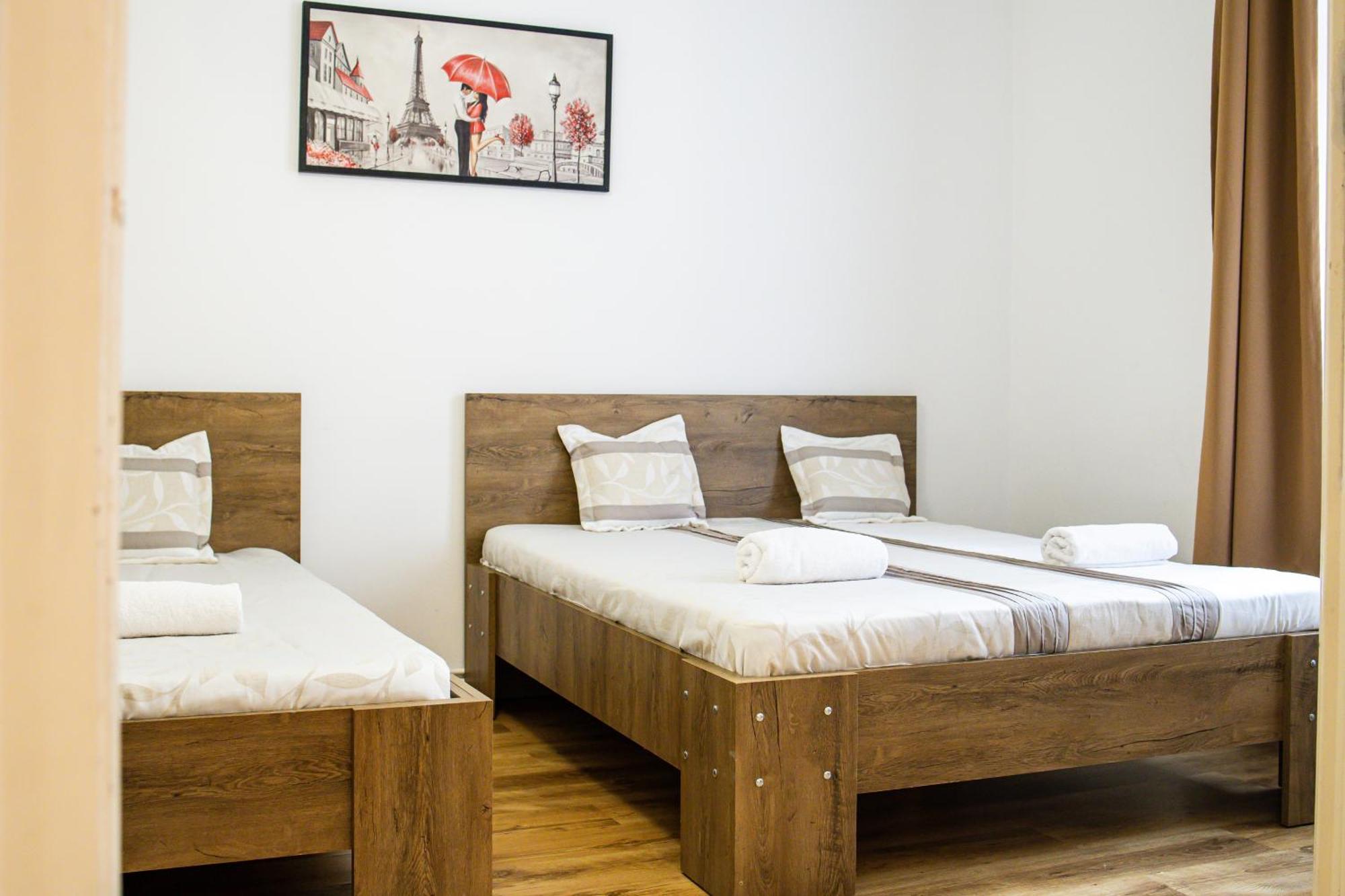 Real Apartments Lovag Budapest Exterior photo