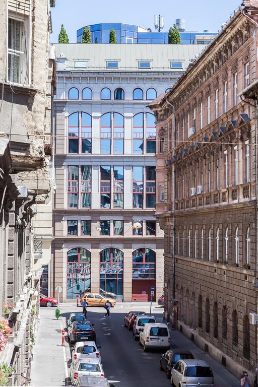 Real Apartments Lovag Budapest Exterior photo